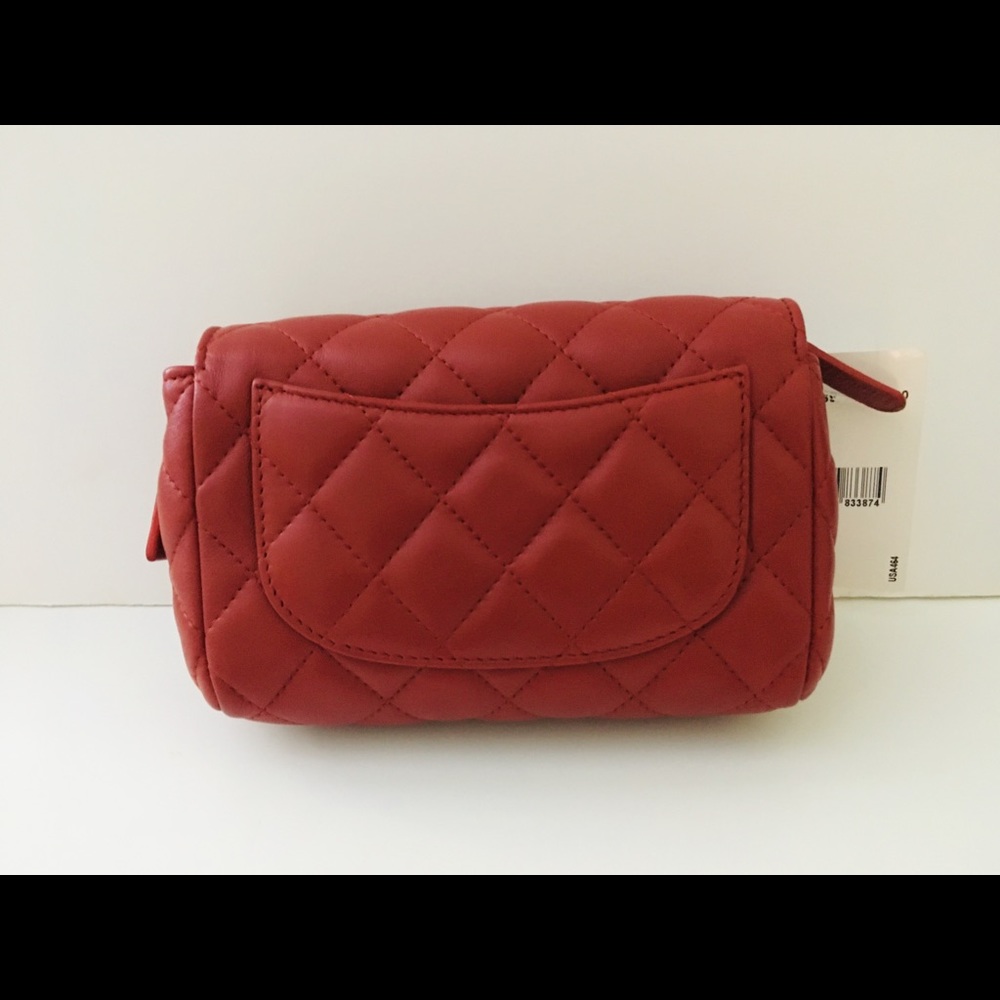 New Authentic Chanel Clutch Bag Red Flap cosmetic - Picture 3 of 6